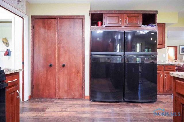 28741 White Road, Perrysburg, OH 43551