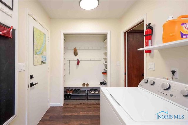 28741 White Road, Perrysburg, OH 43551