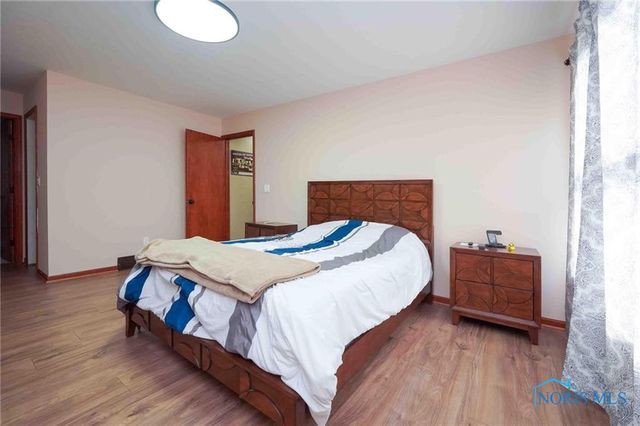 28741 White Road, Perrysburg, OH 43551