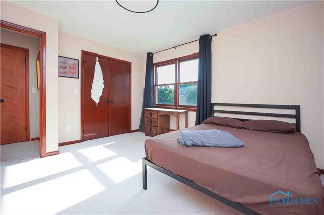 28741 White Road, Perrysburg, OH 43551