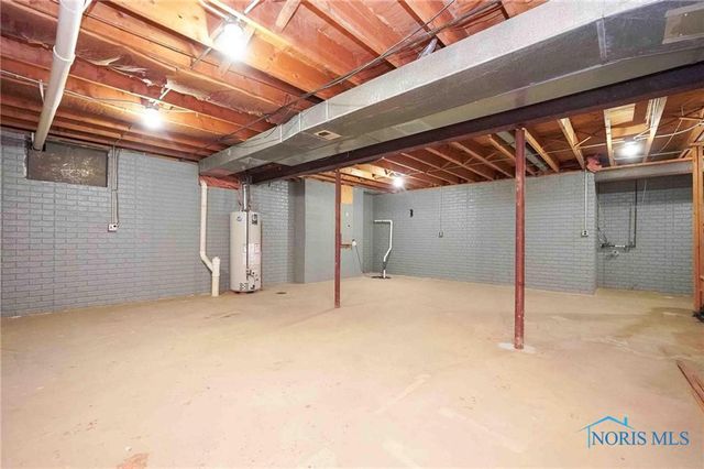 28741 White Road, Perrysburg, OH 43551