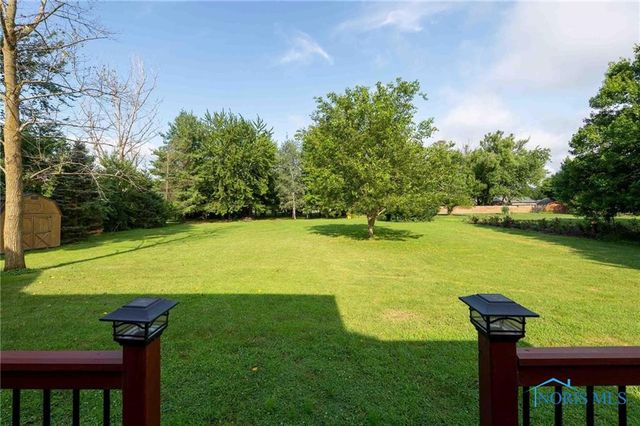 28741 White Road, Perrysburg, OH 43551