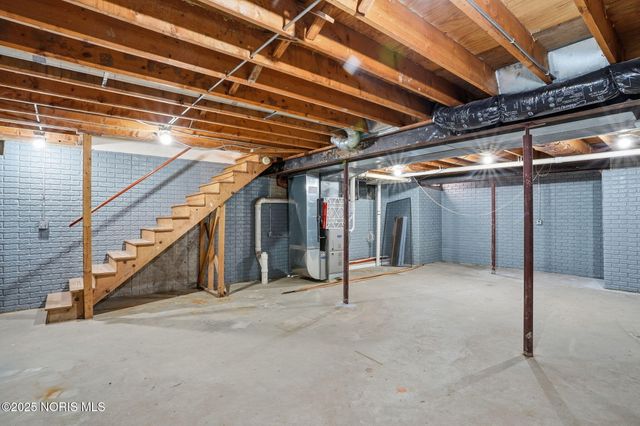 28741 White Road, Perrysburg, OH 43551