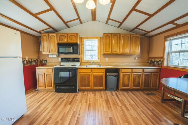 637 Jacobs Hollow Road, Sneedville, TN 37869