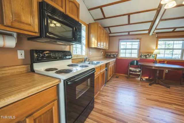 637 Jacobs Hollow Road, Sneedville, TN 37869