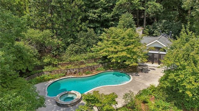 3990 E Brookhaven Drive NE, Atlanta, GA 30319