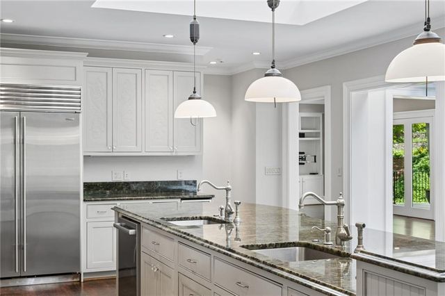 3990 E Brookhaven Drive NE, Atlanta, GA 30319