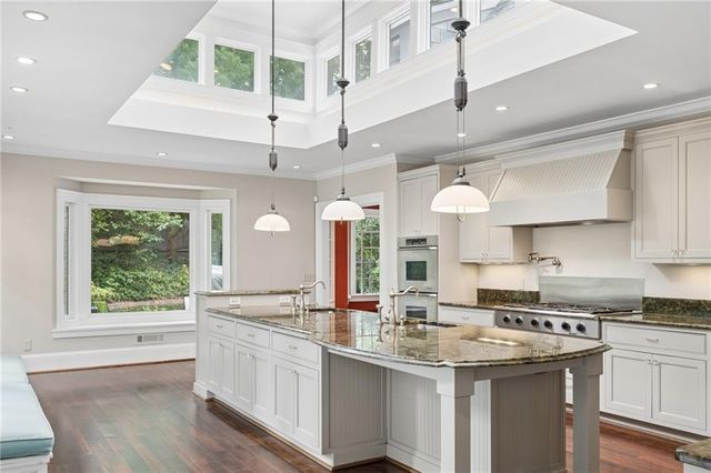 3990 E Brookhaven Drive NE, Atlanta, GA 30319