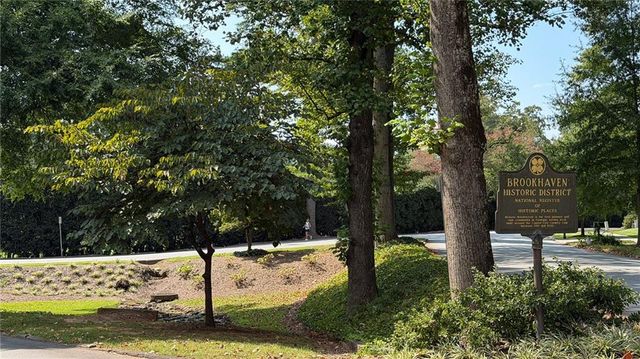 3990 E Brookhaven Drive NE, Atlanta, GA 30319