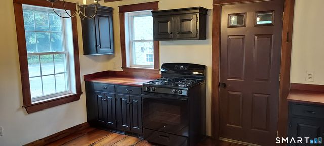2996 Hebron Avenue, Glastonbury, CT 06033
