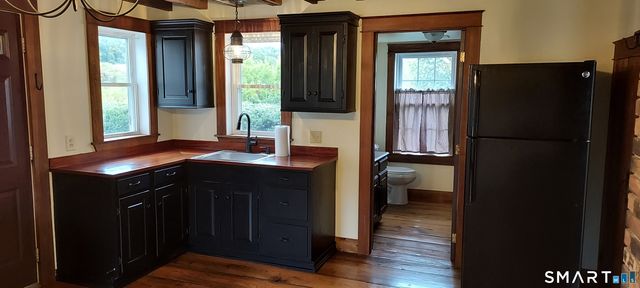 2996 Hebron Avenue, Glastonbury, CT 06033
