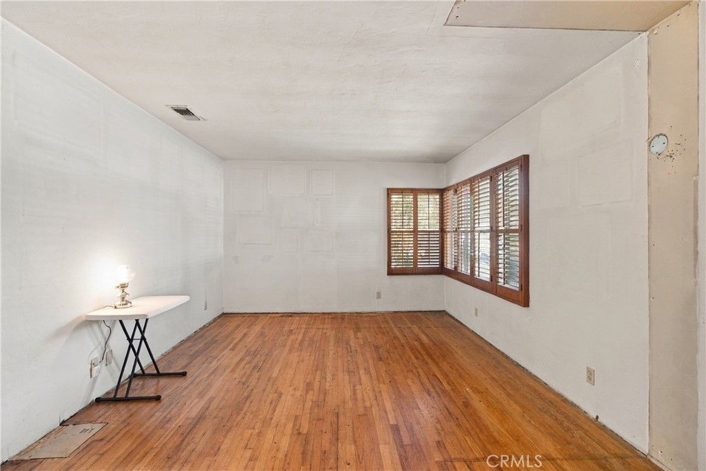 2043 N Maple, Burbank, CA 91505 — photo 4
