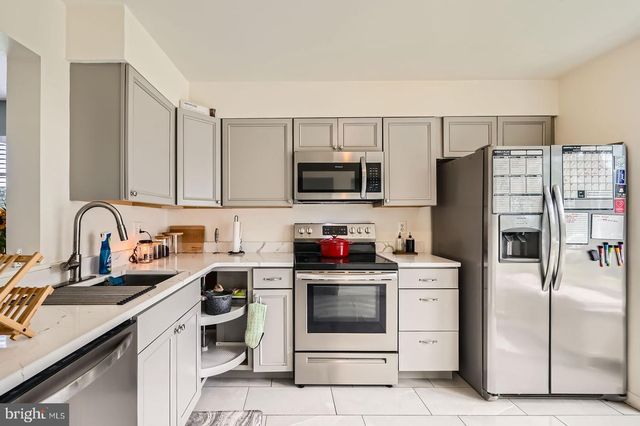 2401 KEVSWAY CT, Windsor Mill, MD 21244