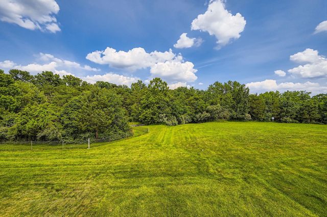 2401 KEVSWAY CT, Windsor Mill, MD 21244