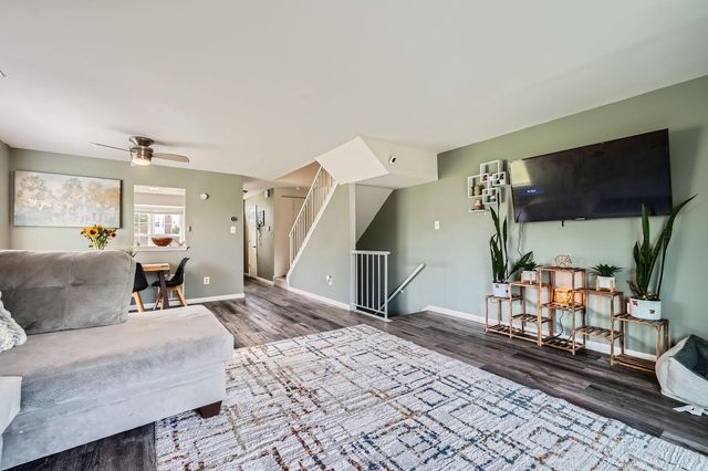 2401 KEVSWAY CT, Windsor Mill, MD 21244