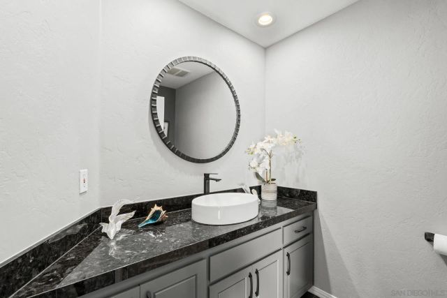 1695 Neale St, San Diego, CA 92103