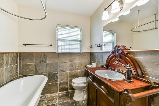 3023 Fairhope Street, Houston, TX 77025