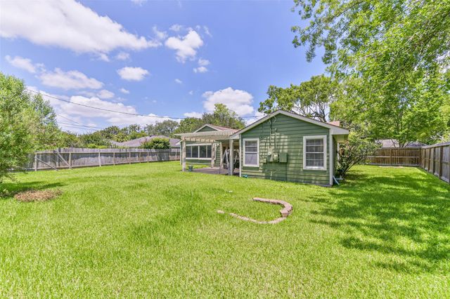 3023 Fairhope Street, Houston, TX 77025