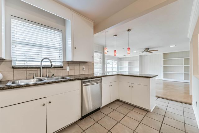 3023 Fairhope Street, Houston, TX 77025