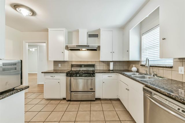 3023 Fairhope Street, Houston, TX 77025