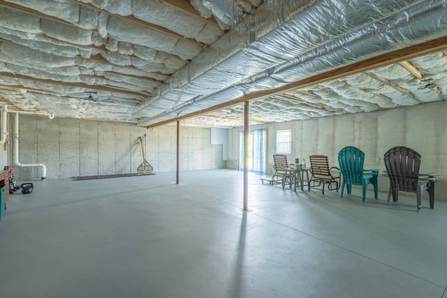 166 Stone Hill Dr 166, Northbridge, MA 01588