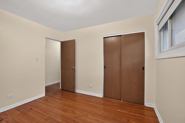 9231 N Lowell Avenue, Skokie, IL 60076