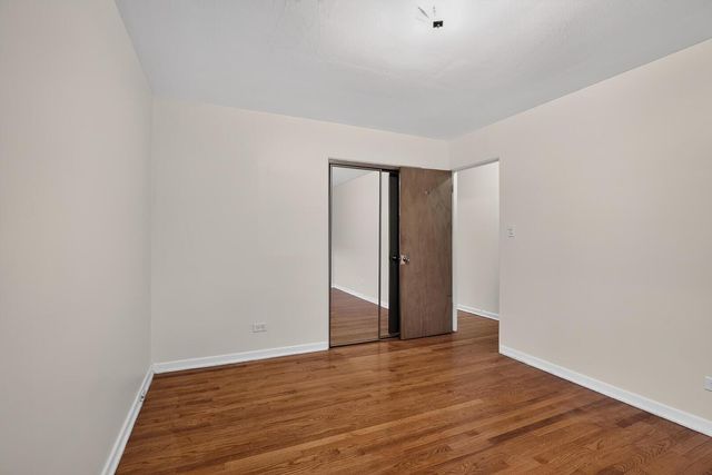9231 N Lowell Avenue, Skokie, IL 60076