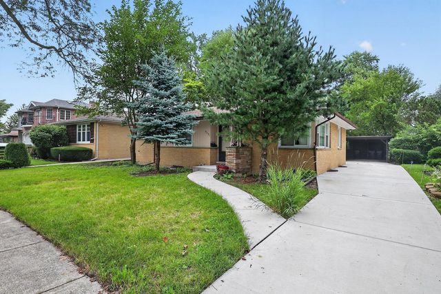 9231 N Lowell Avenue, Skokie, IL 60076