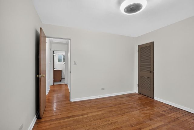 9231 N Lowell Avenue, Skokie, IL 60076
