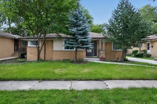 9231 N Lowell Avenue, Skokie, IL 60076