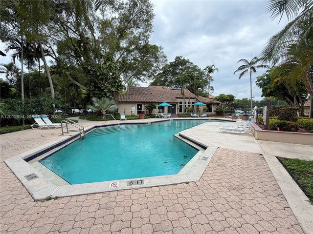4281 W Mcnab Rd 25, Pompano Beach, FL 33069