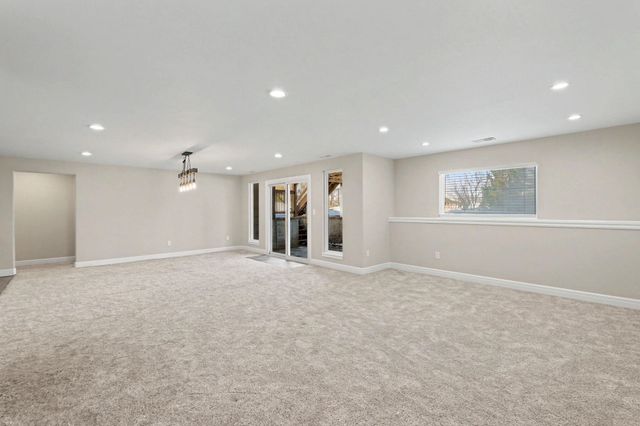 3814 N Lily, Maize, KS 67101