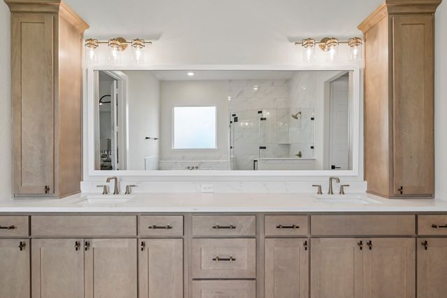 1065 Julian Drive, Van Alstyne, TX 75495