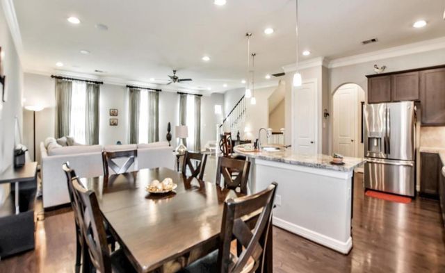 12265 Oxford Crescent Circle, Houston, TX 77082