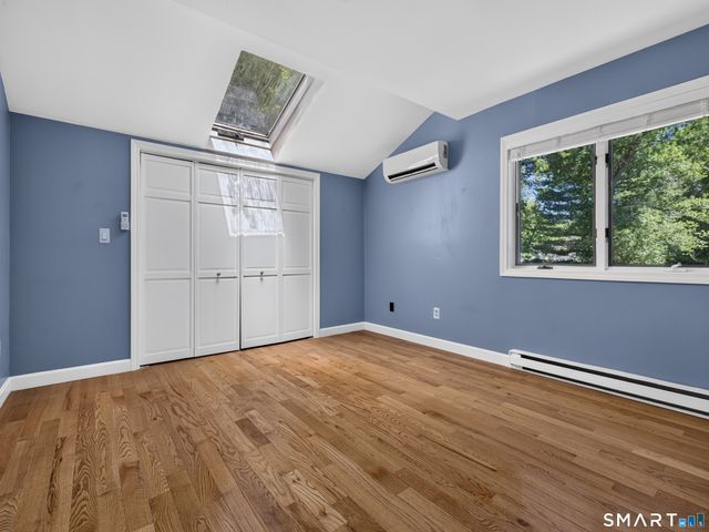 10 Herster Drive, East Lyme, CT 06357