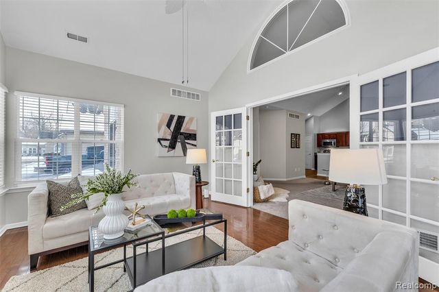 1155 Abbey Court, Westland, MI 48185