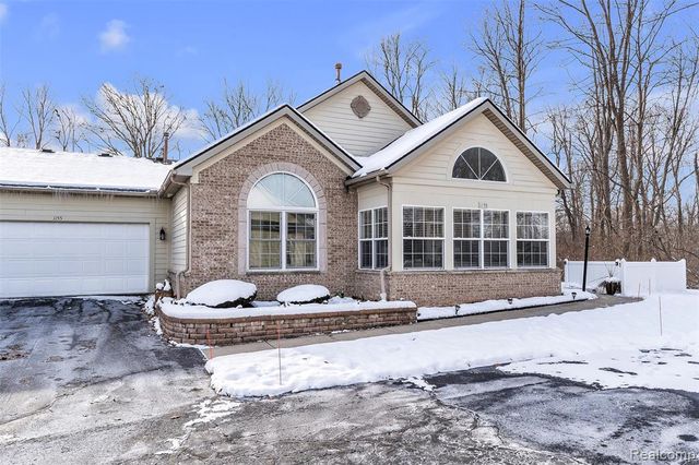 1155 Abbey Court, Westland, MI 48185