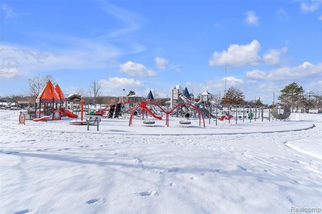 1155 Abbey Court, Westland, MI 48185