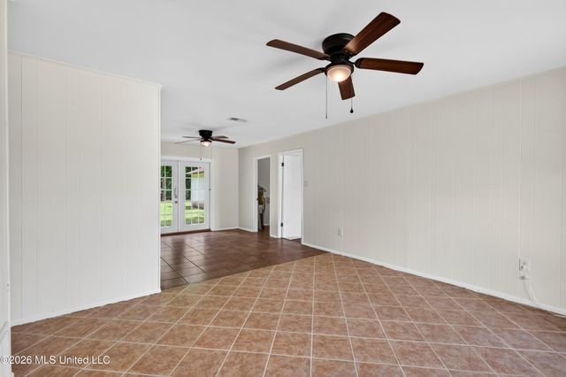 5717 Meadowview Drive, Moss Point, MS 39562