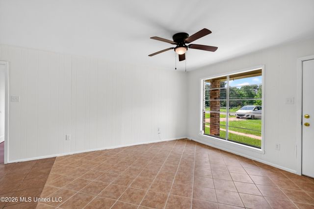 5717 Meadowview Drive, Moss Point, MS 39562