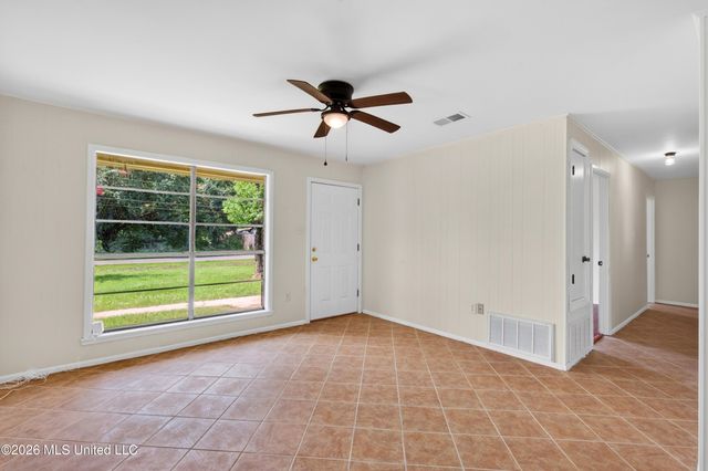 5717 Meadowview Drive, Moss Point, MS 39562