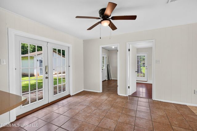 5717 Meadowview Drive, Moss Point, MS 39562