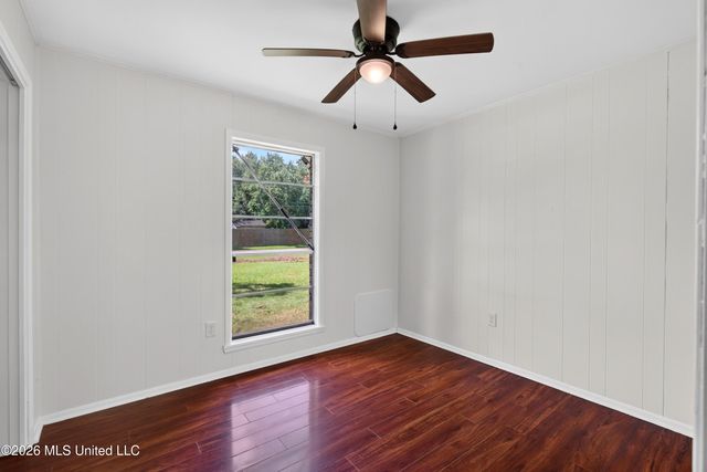 5717 Meadowview Drive, Moss Point, MS 39562