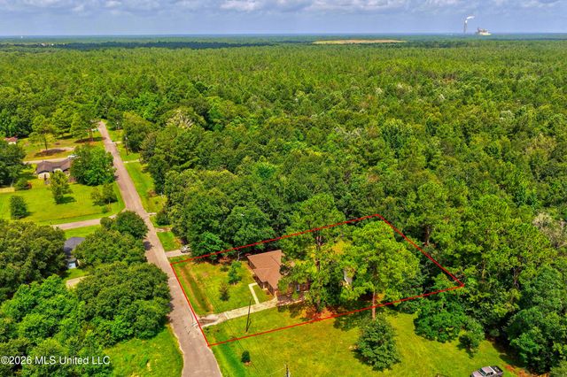 5717 Meadowview Drive, Moss Point, MS 39562