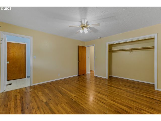 2764 COLUMBIA Blvd, St Helens, OR 97051
