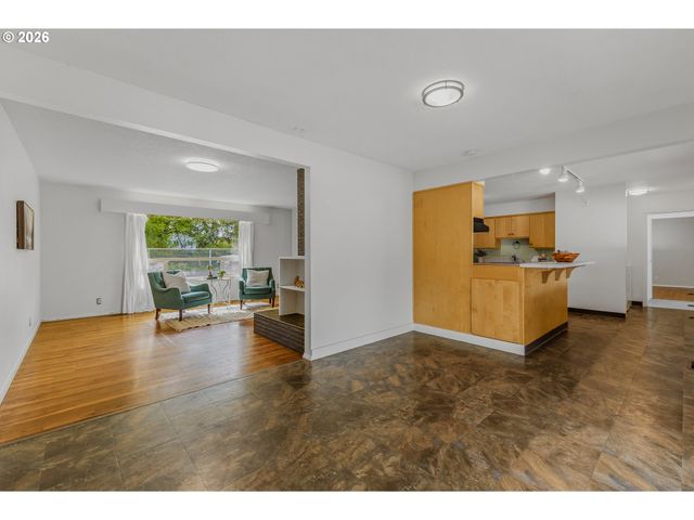 2764 COLUMBIA Blvd, St Helens, OR 97051