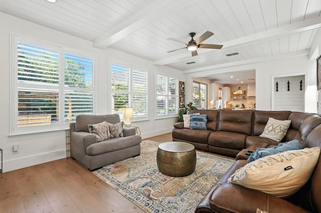 1082 Smith Way, Folsom, CA 95630