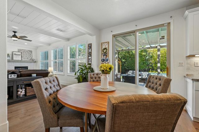 1082 Smith Way, Folsom, CA 95630