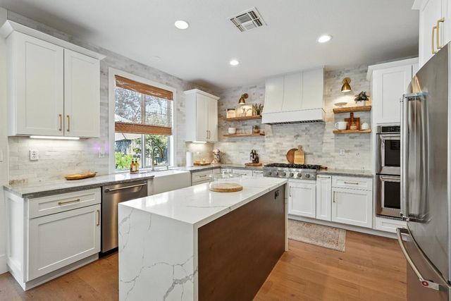 1082 Smith Way, Folsom, CA 95630