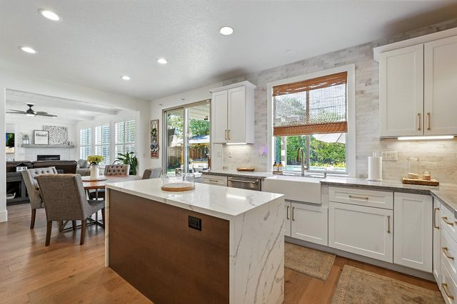 1082 Smith Way, Folsom, CA 95630